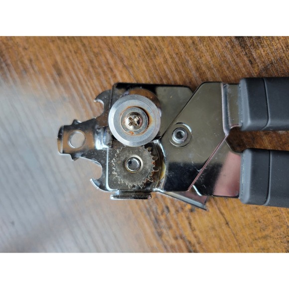Used Stainless Steel Can Opener w/Black Polymer Handle - Picture 8 of 9